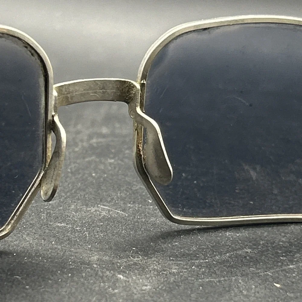 Vintage Foster Grant Sunglasses ff77 Square Frames To Make You Look Cool